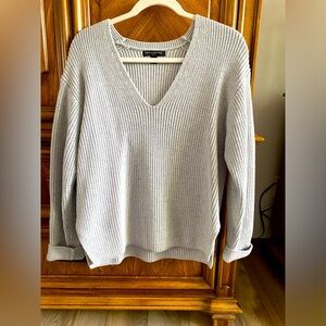 Banana Republic knit gray V-neck sweater
